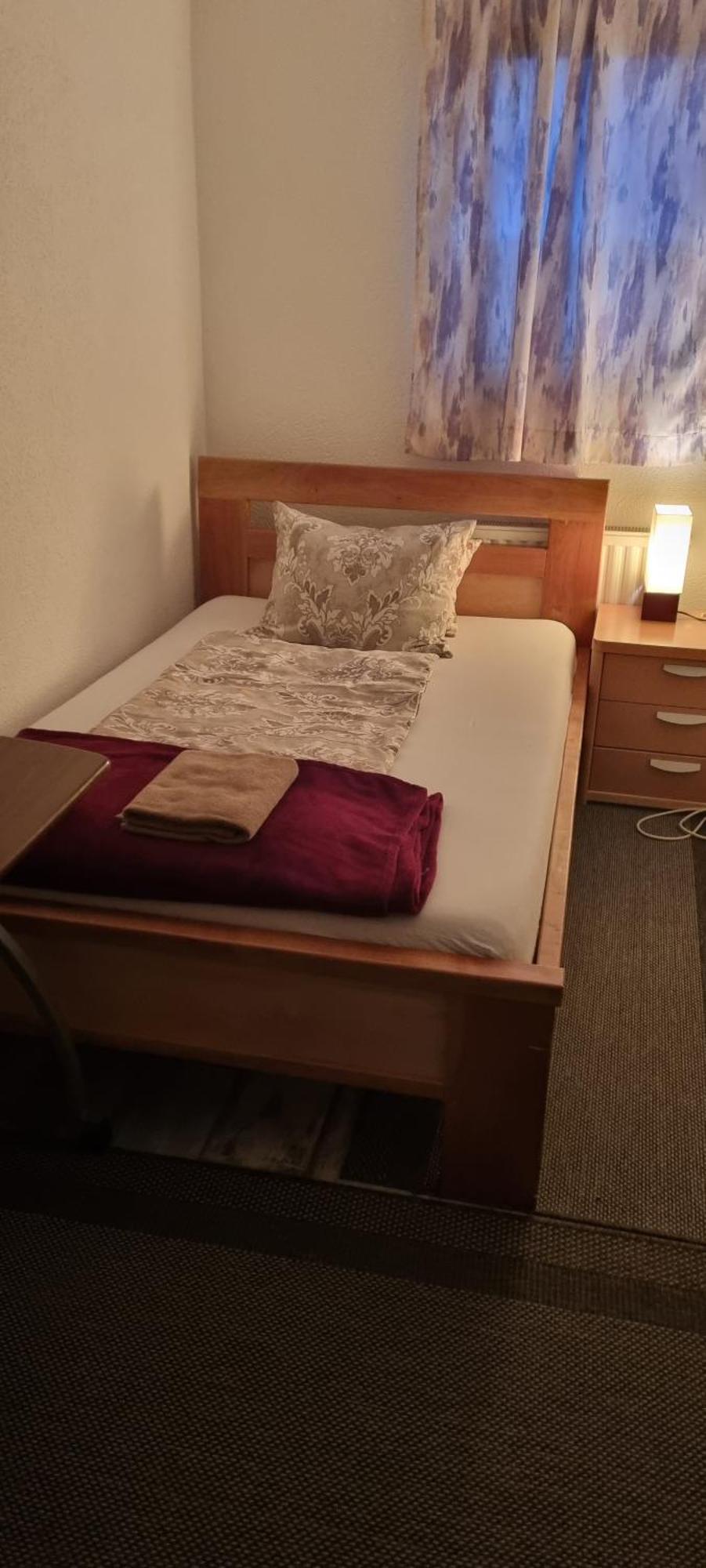 Prenociste-Sobe-Rooms-Aman Bihać Rum bild